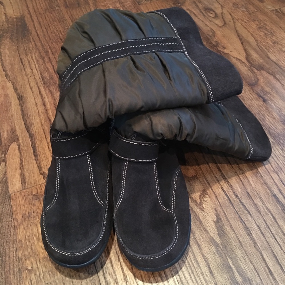 Warm leather and manmade boots Size 7